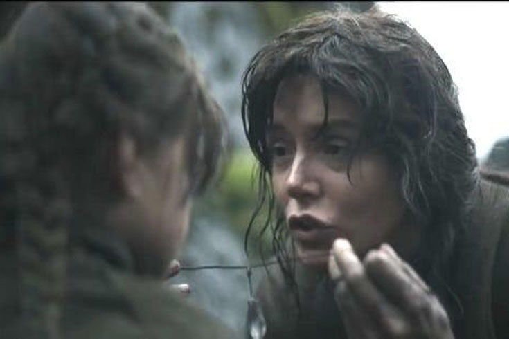 Jyn erso 2025 kyber crystal necklace